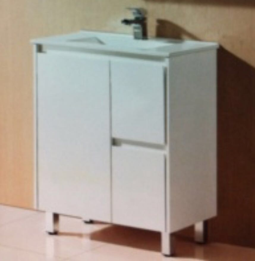 Bliss 600mm Slimline White Polyurethane Vanity With Ceramic Basin - PeakReno