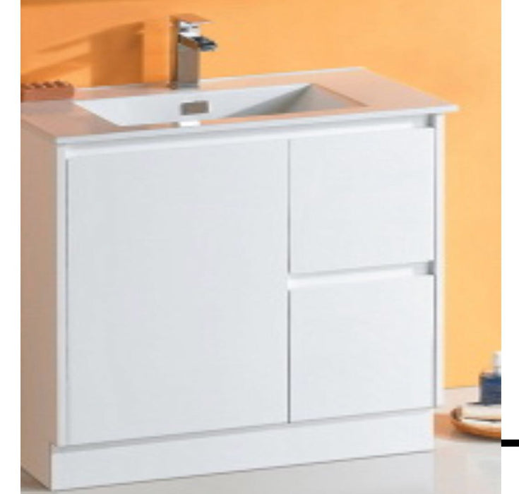 Luna 750mm White Polyurethane Ceramic Top Vanity - PeakReno